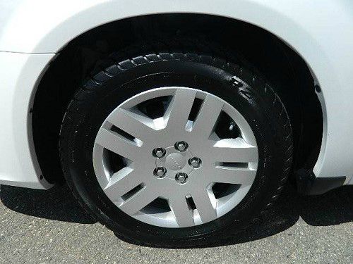 2012 Dodge Avenger Base