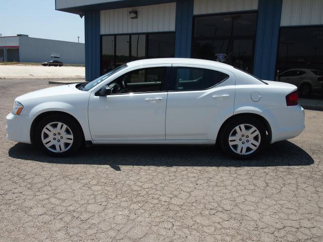 2012 Dodge Avenger SE