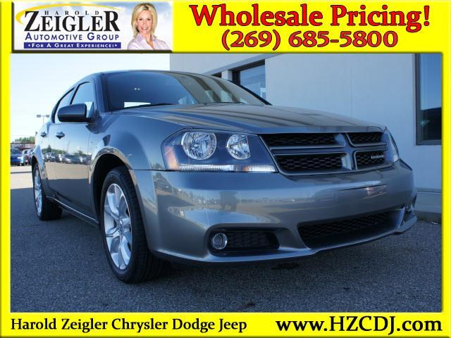 2012 Dodge Avenger Deluxe Convertible