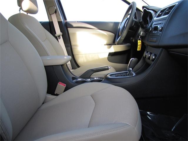 2012 Dodge Avenger Cabriolet 1.8T CVT