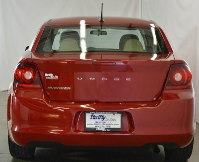 2012 Dodge Avenger S