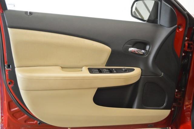 2012 Dodge Avenger S