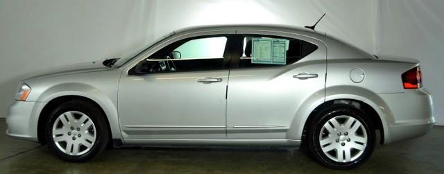 2012 Dodge Avenger SE