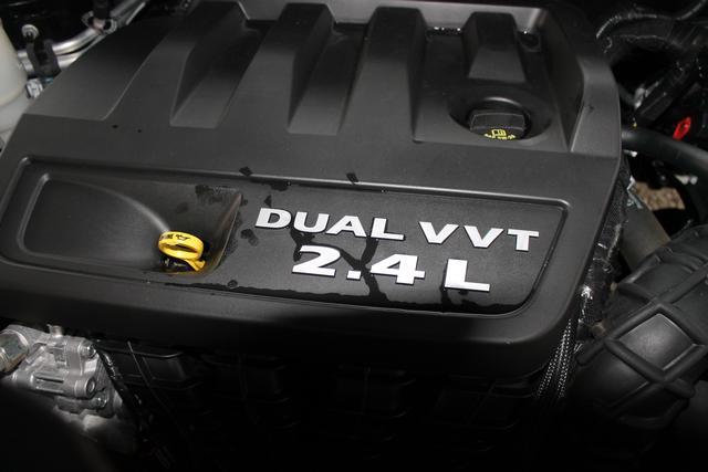 2012 Dodge Avenger SE