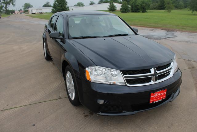 2012 Dodge Avenger SE