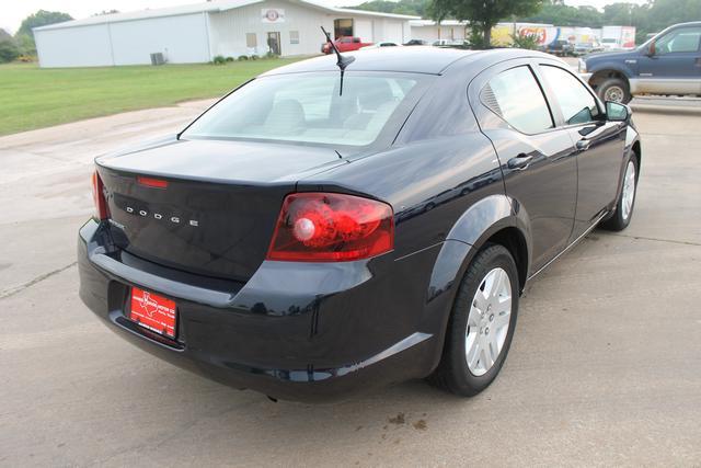 2012 Dodge Avenger SE