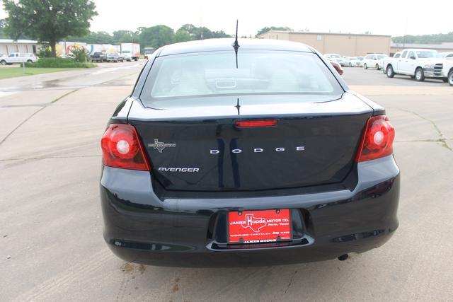 2012 Dodge Avenger SE