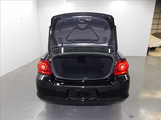 2012 Dodge Avenger Package 2