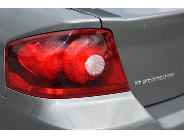 2012 Dodge Avenger S