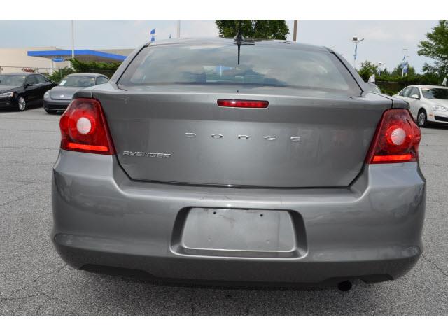 2012 Dodge Avenger S