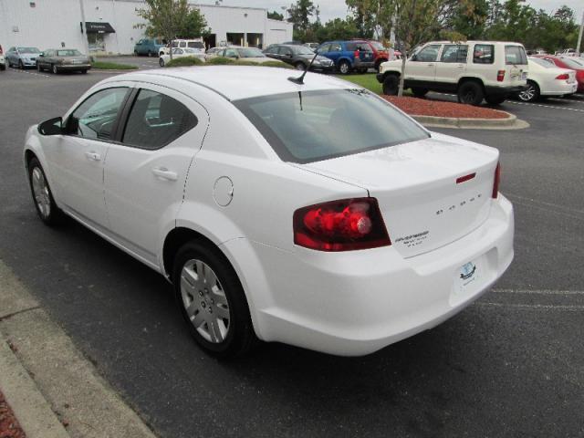 2013 Dodge Avenger SE