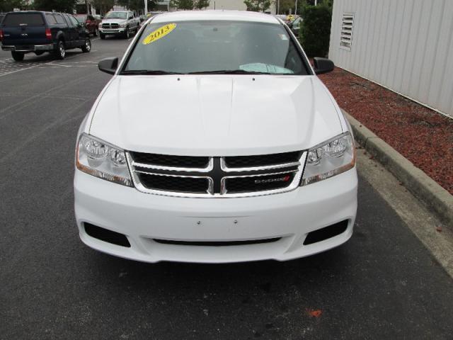 2013 Dodge Avenger SE