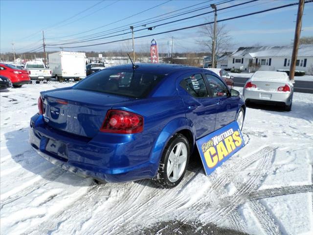 2013 Dodge Avenger SE