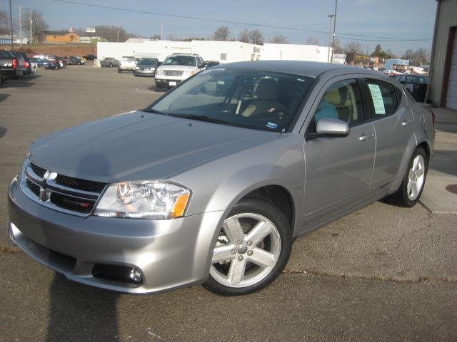 2013 Dodge Avenger S