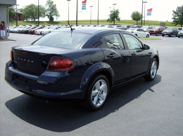 2013 Dodge Avenger SE
