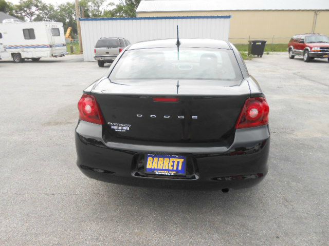 2013 Dodge Avenger SE