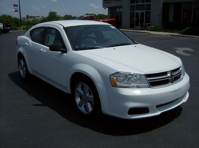 2013 Dodge Avenger SE