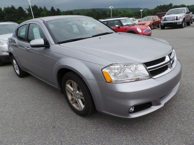 2013 Dodge Avenger S
