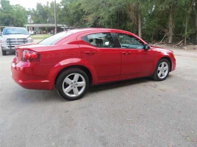 2013 Dodge Avenger SE