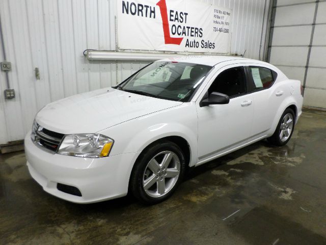 2013 Dodge Avenger Base