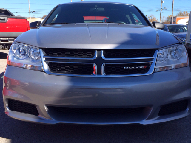 2013 Dodge Avenger Base