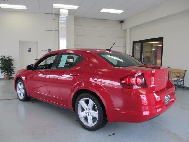 2013 Dodge Avenger S