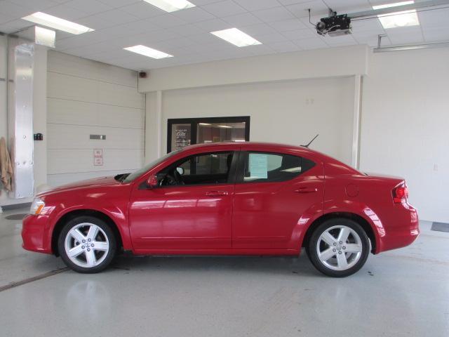 2013 Dodge Avenger S