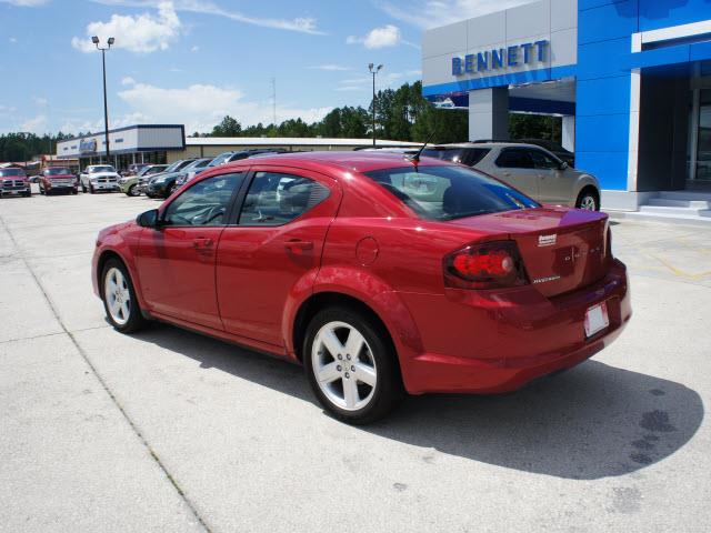 2013 Dodge Avenger SE