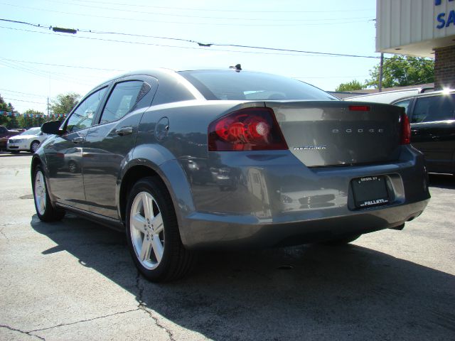 2013 Dodge Avenger SE