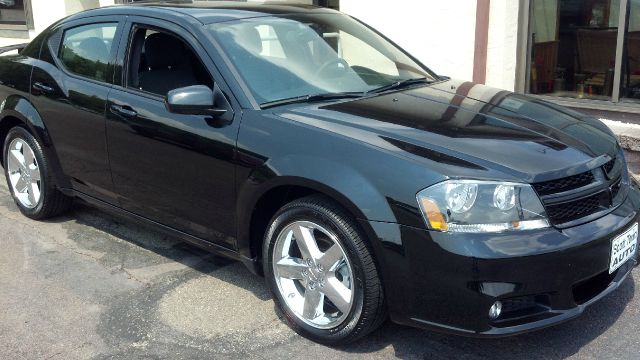 2013 Dodge Avenger S