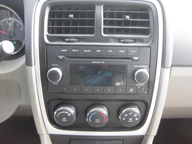 2010 Dodge Caliber 2.5i Premium DVD