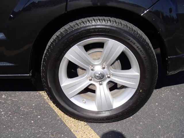 2010 Dodge Caliber 2.5i Premium DVD