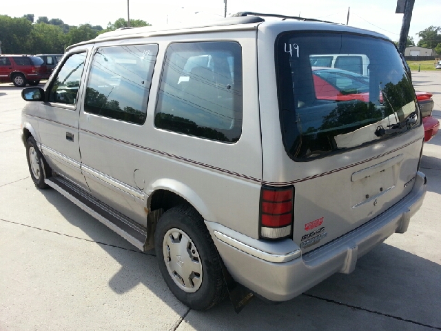 1992 Dodge Caravan SL 2500 Snow Plow
