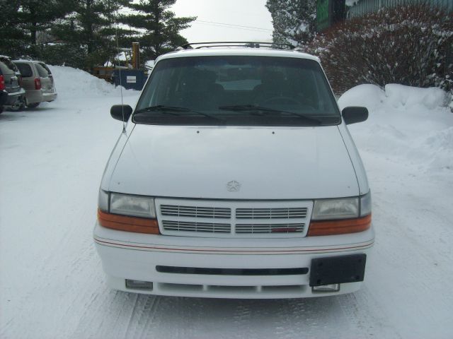1993 Dodge Caravan X