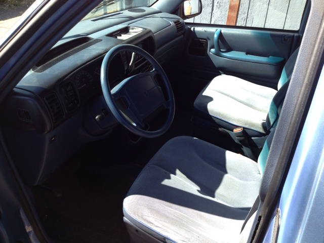 1994 Dodge Caravan Base