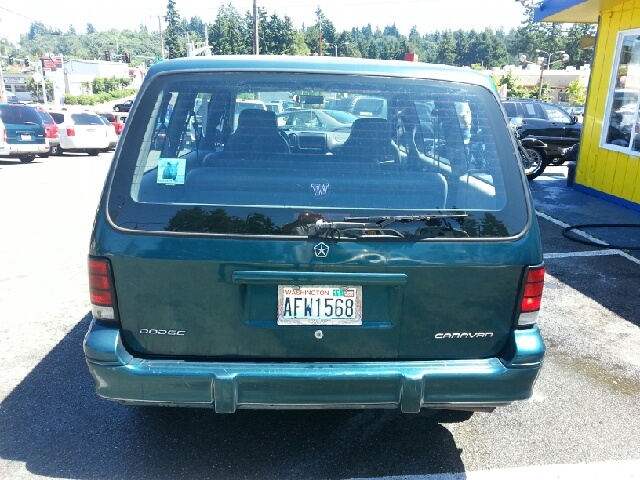 1995 Dodge Caravan Base
