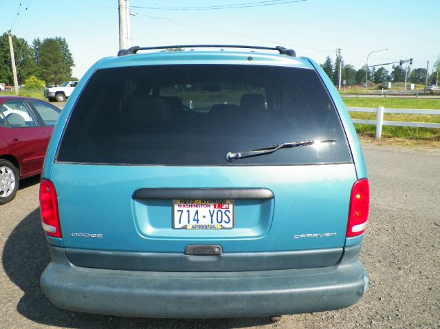 1996 Dodge Caravan SE
