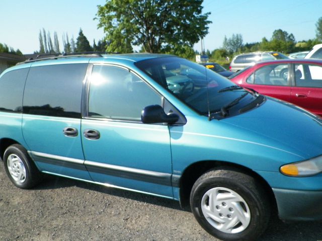 1996 Dodge Caravan SE