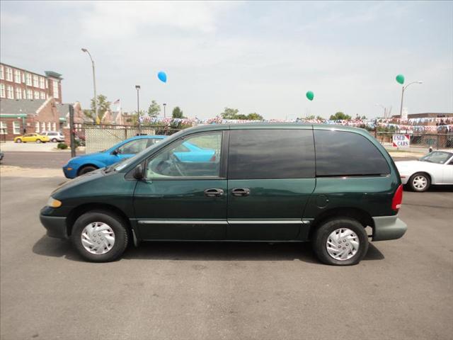 1998 Dodge Caravan Base