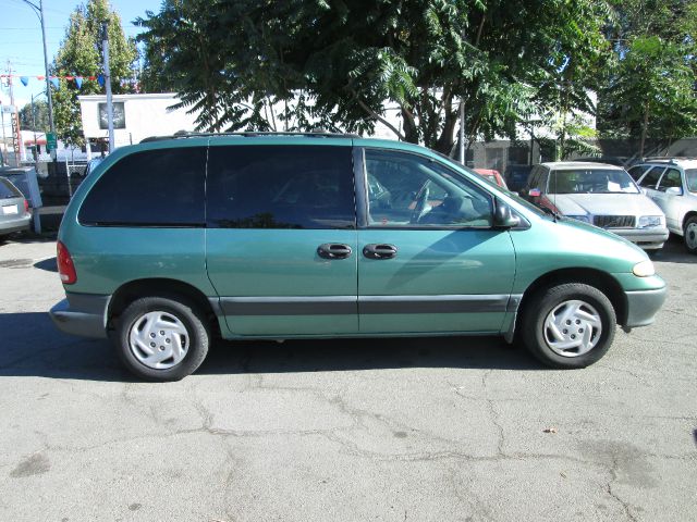 1998 Dodge Caravan SE