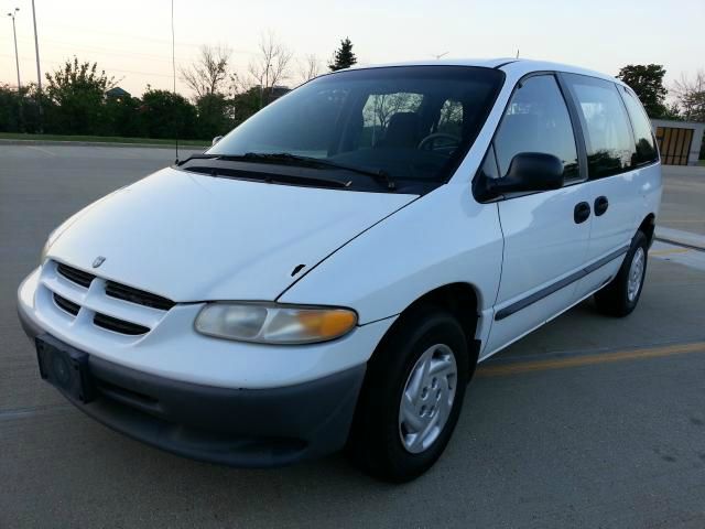 1999 Dodge Caravan Base