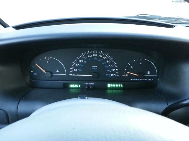 1999 Dodge Caravan Base