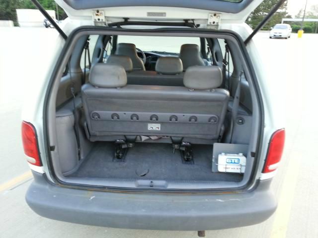 1999 Dodge Caravan Base