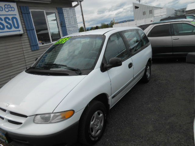 1999 Dodge Caravan Base