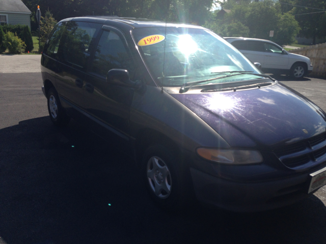 1999 Dodge Caravan Base