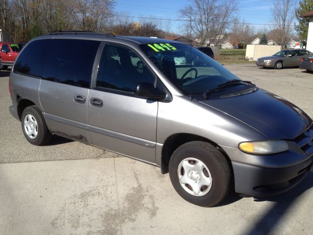1999 Dodge Caravan Base