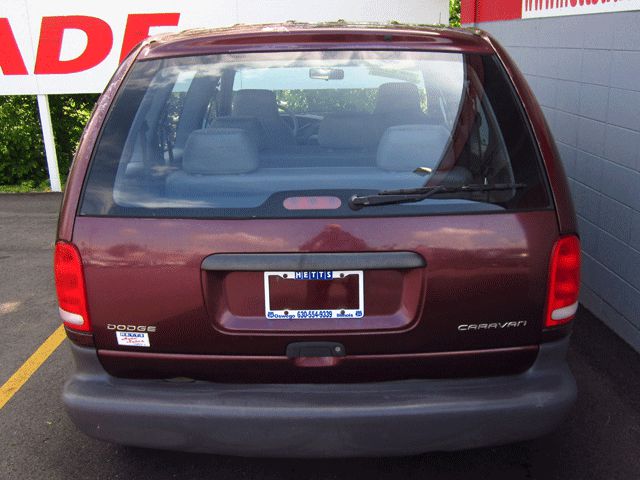 1999 Dodge Caravan Base