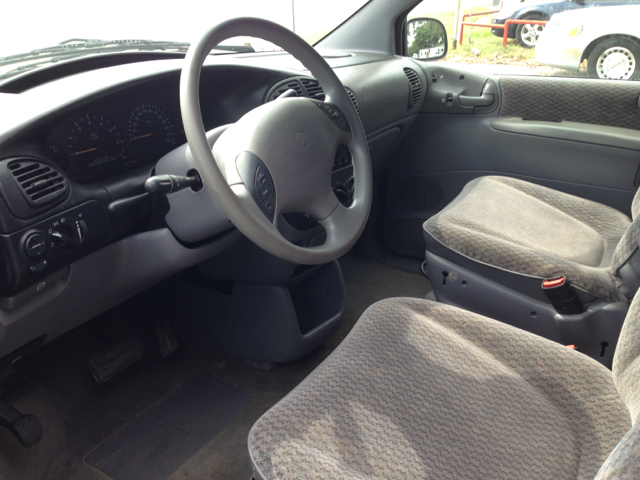 2000 Dodge Caravan SE