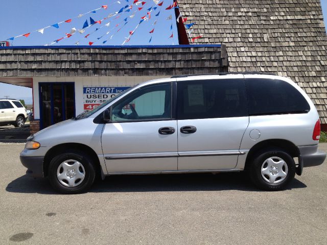 2000 Dodge Caravan Base
