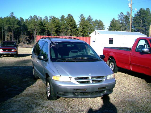 2000 Dodge Caravan 2.0T Sport Sedan 4D